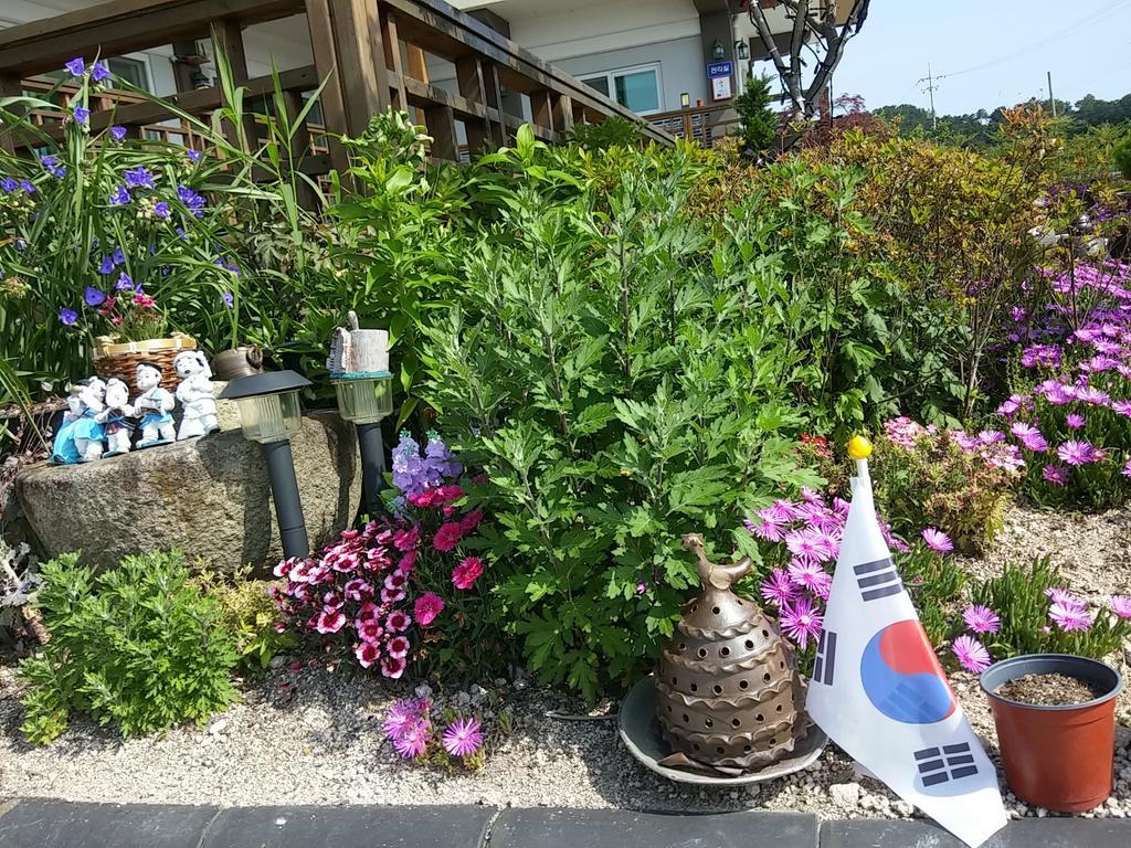 Starlight Journey Pension Gyeongju Exterior foto