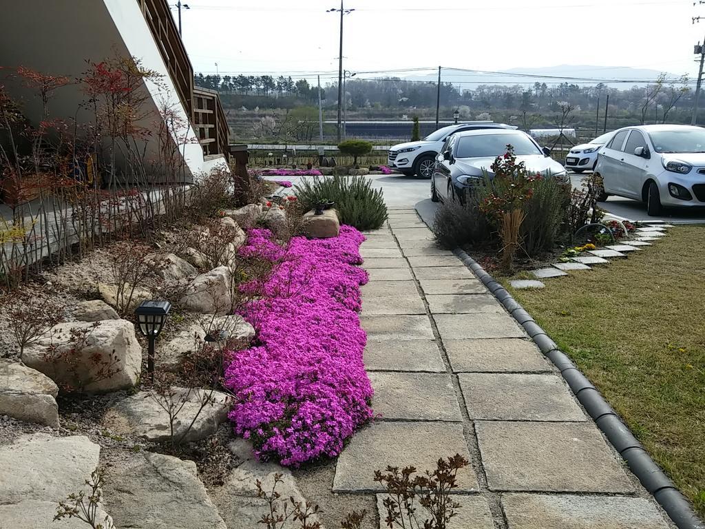 Starlight Journey Pension Gyeongju Exterior foto