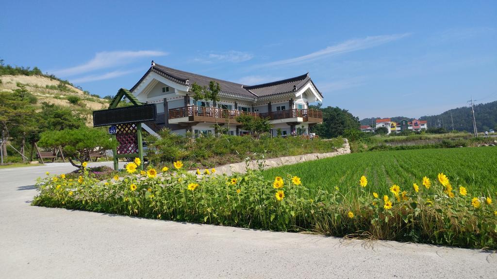 Starlight Journey Pension Gyeongju Exterior foto